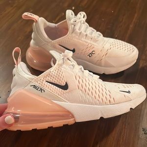 Nike Air Max 270
